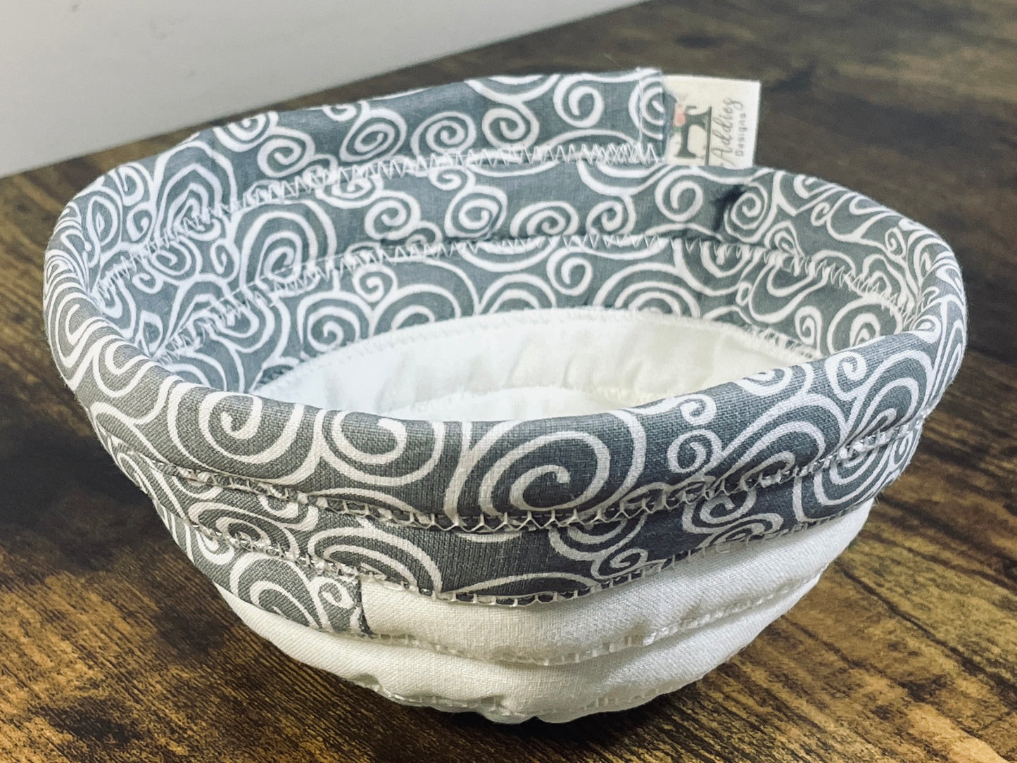 Soup bowl cozies handcrafted, 100% Cotton, Addies Designs fabric bowls, Gray w/ white swirls