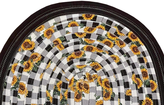 Suflowers Black border, Jelly Roll rug 20X32 inches, Keepsake Cotton
